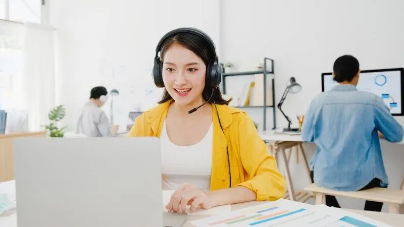 Phương thức liên hệ bộ phận hỗ trợ qua Zalo/Telegram
